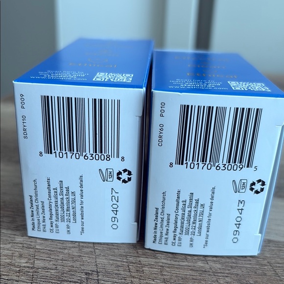 Blue Hydrating Solid Shampoo for Dry Hair - Picture 6 of 6